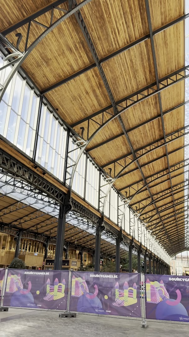 Foto van Tour&Taxis in Brussel — Hoofdkantoor (foto 2)