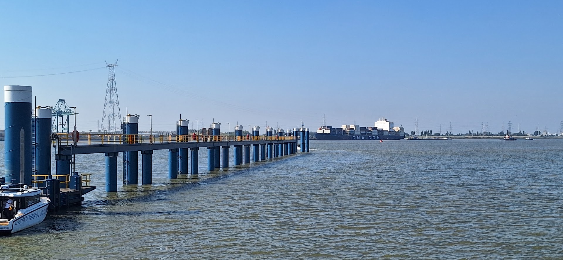 Foto van De Waterbus Zwijndrecht in Beveren-Kruibeke-Zwijndrecht — Veerdienst (foto 1)