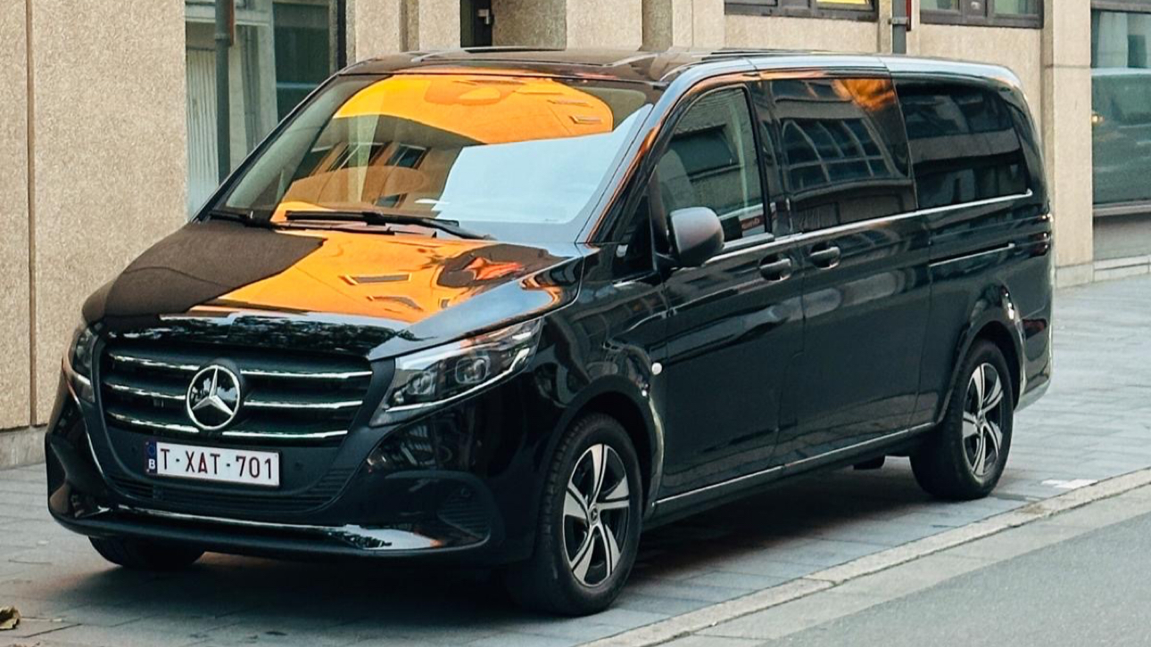 Foto van Irtaza Taxi Antwerpen in Antwerpen — Taxibedrijf