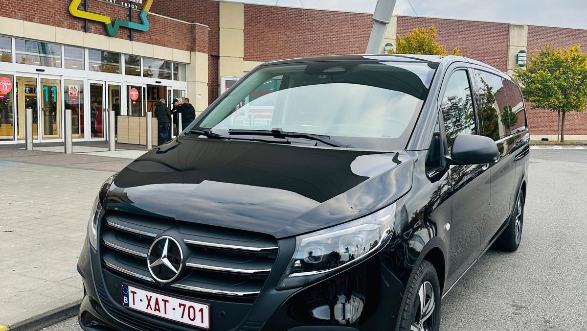 Foto van Irtaza Taxi Antwerpen in Antwerpen — Taxibedrijf (foto 2)