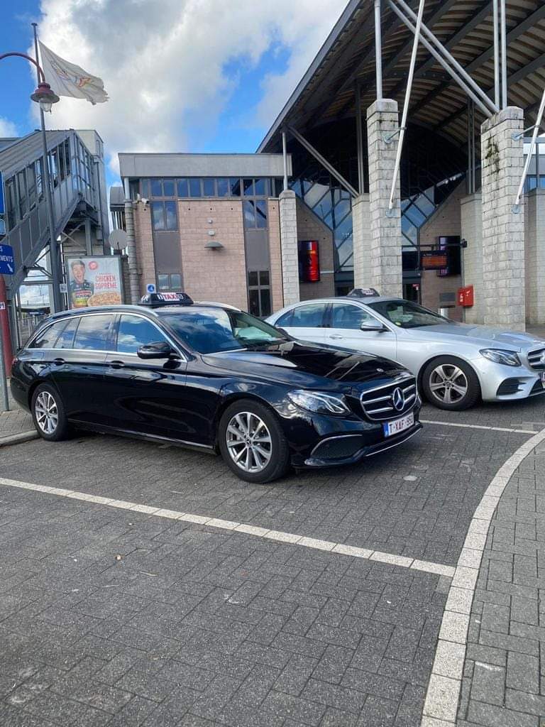 Foto van Taxi BW in Ottignies-Louvain-la-Neuve — Taxibedrijf (foto 1)