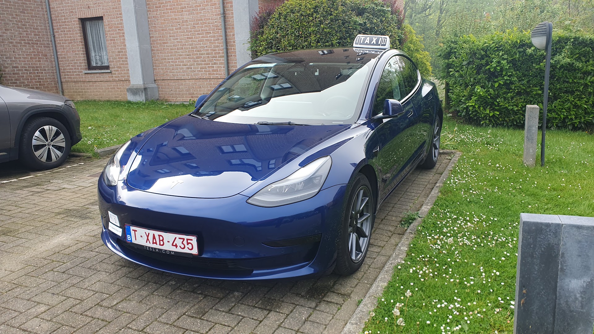 Foto van Taxi Louvain-La-Neuve — FONSECASE in Ottignies-Louvain-la-Neuve — Taxibedrijf (foto 3)