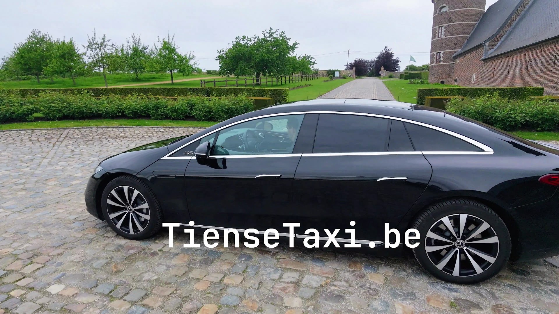 Foto van TIENSE TAXI - Zakelijk Vervoer & Luchthavenvervoer — Taxibedrijf (foto 2)
