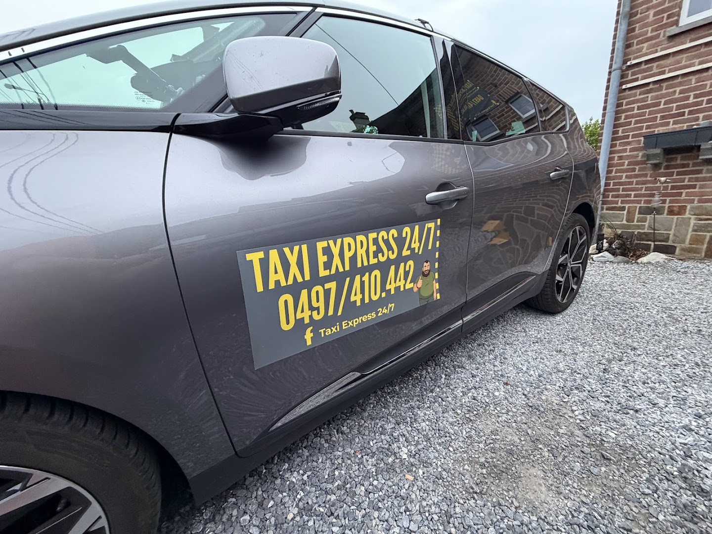 Foto van Taxi Express 24/7 in Sambreville — Taxibedrijf (foto 2)