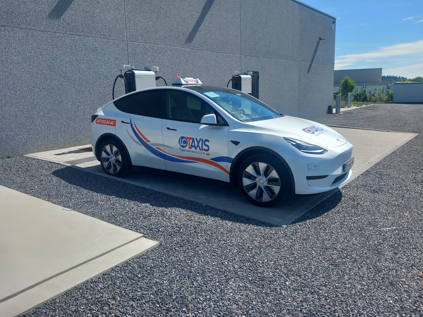 Foto van Taxi Dinant in Dinant — Taxibedrijf (foto 3)