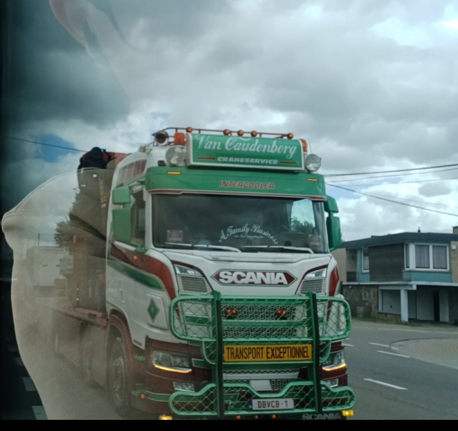 Foto van Debrouwer-Vancaudenberg BV Transporten in Wavre — Transportbedrijf