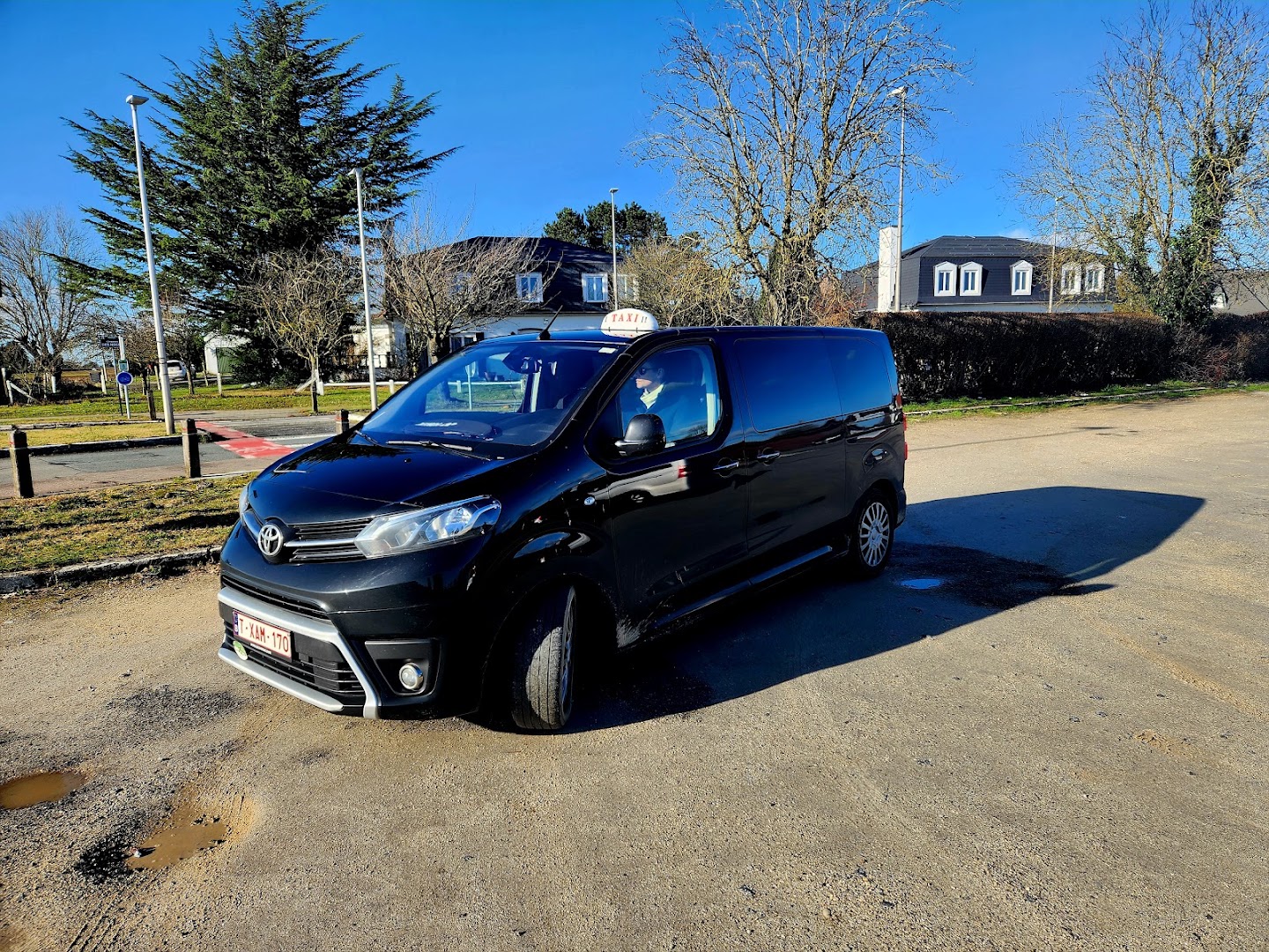 Foto van Taxis Fabbrimone Waterloo in Waterloo — Taxibedrijf (foto 1)