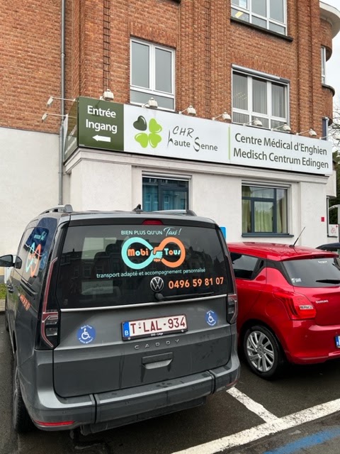 Foto van Taxi MobiTous Enghien, Transport hôpitaux, Gares, Navettes aéroport, Loisirs, Shopping... Service de transport PMR in Edingen — Taxibedrijf (foto 2)