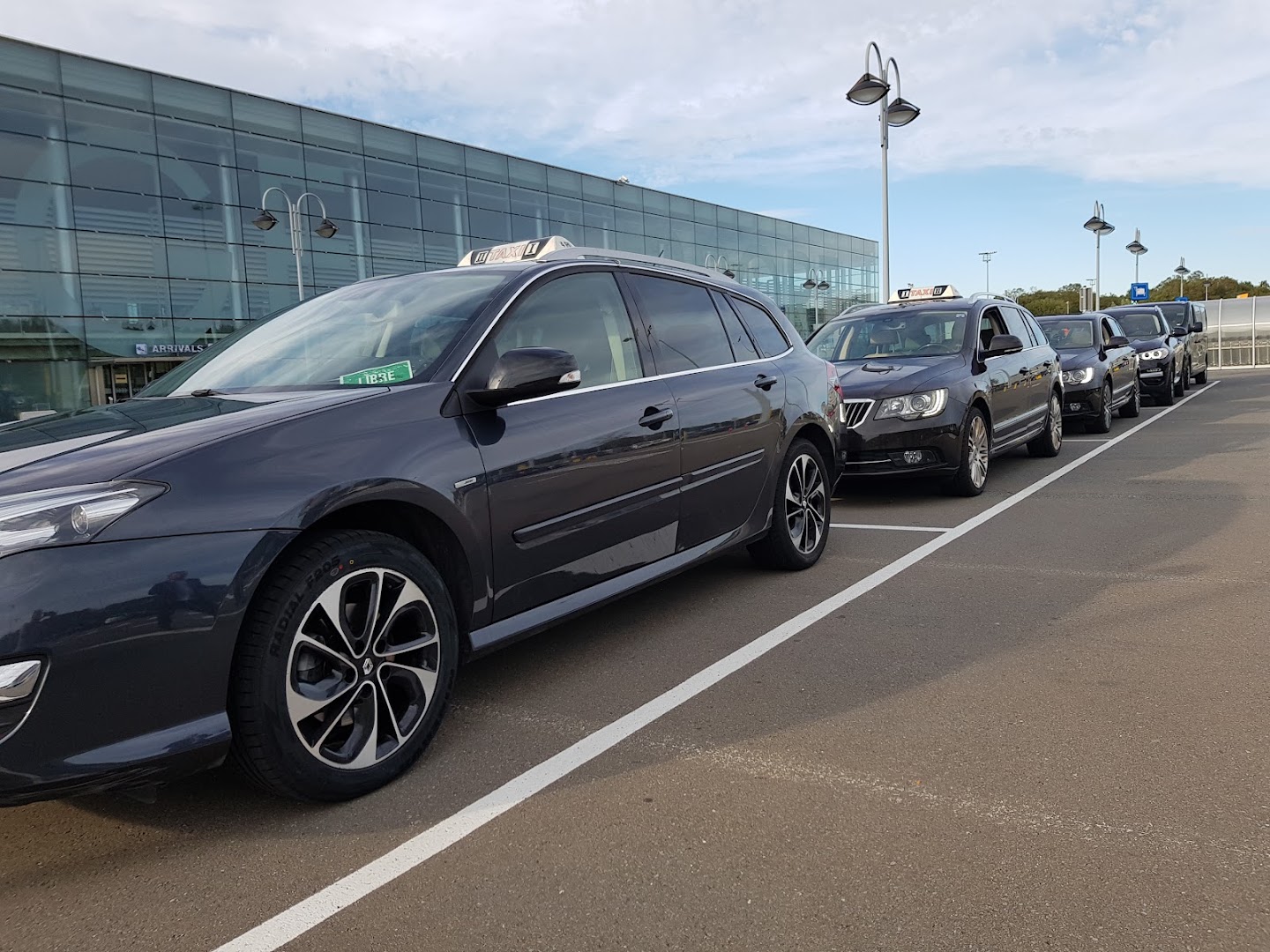 Foto van Taxi Kronos in Liège — Taxibedrijf (foto 1)