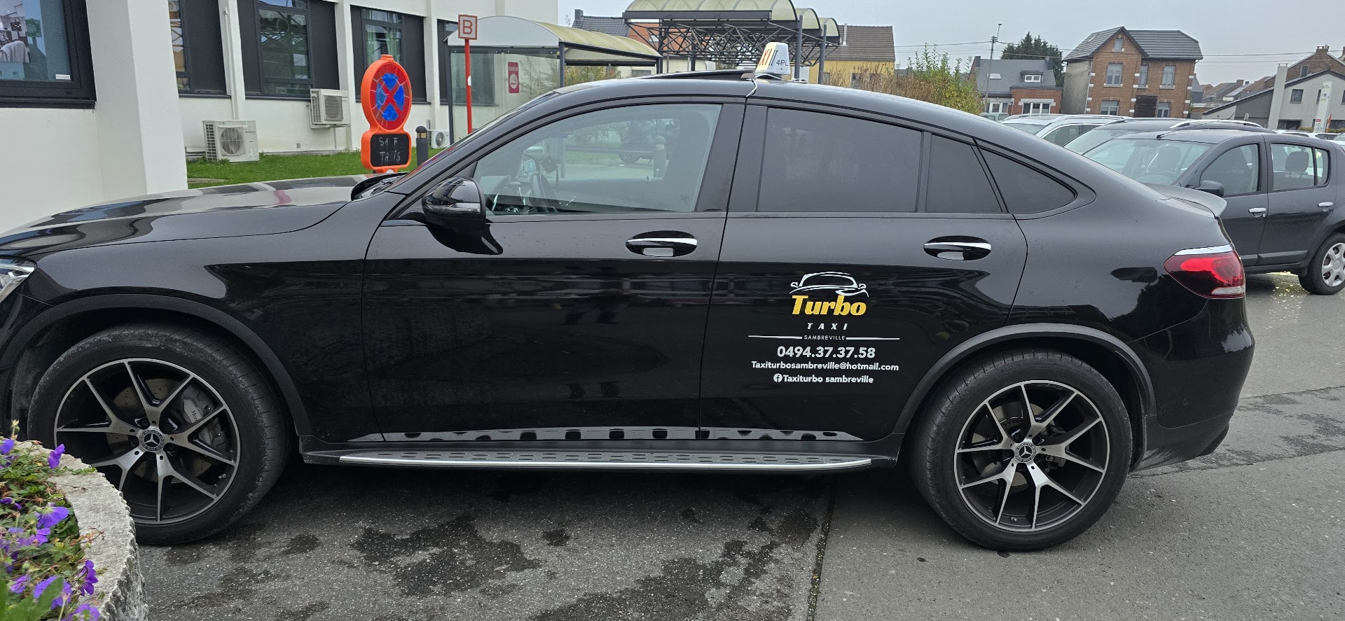 Foto van Taxi Turbo Sambreville — Taxibedrijf (foto 2)