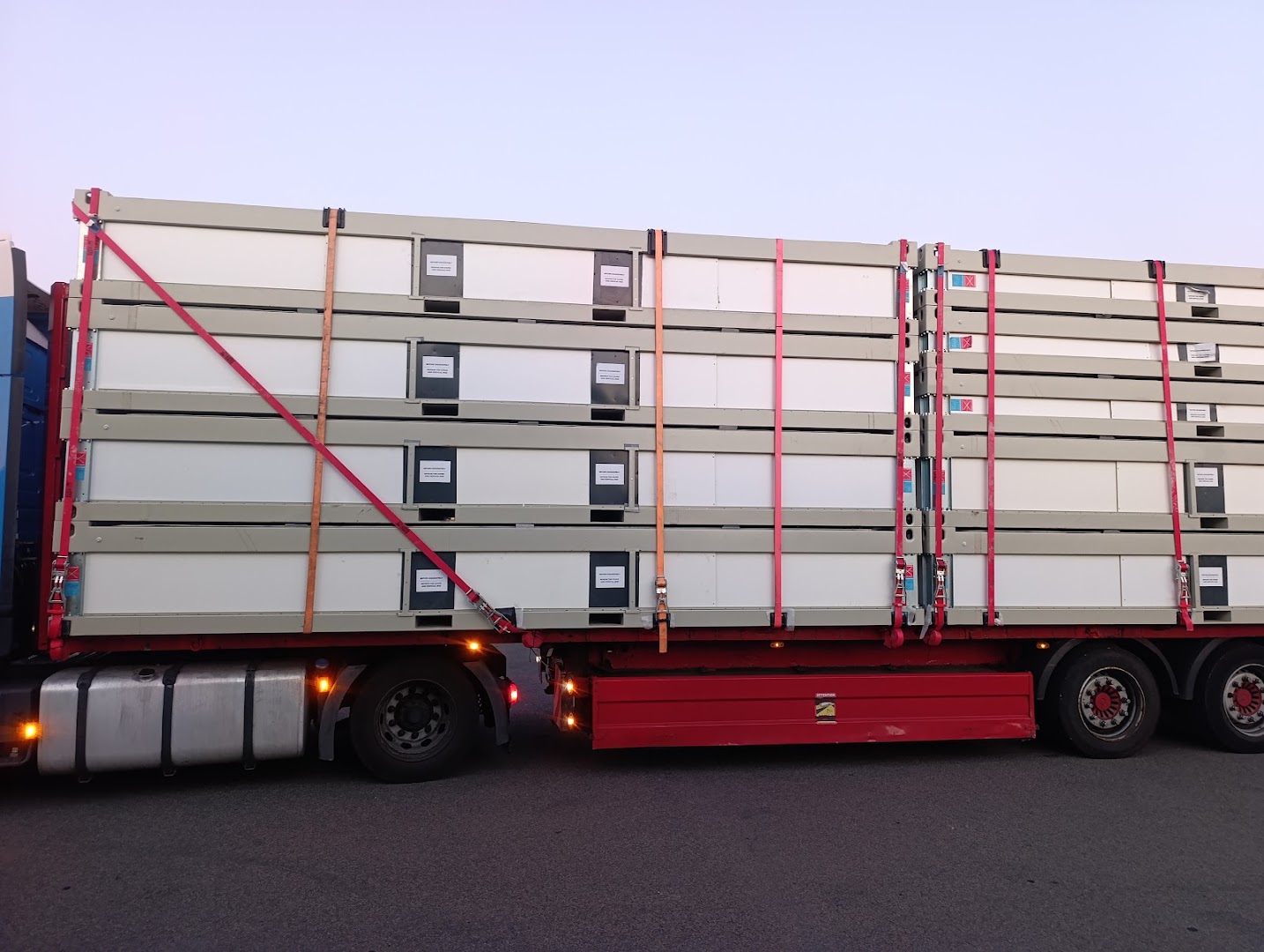 Foto van ATV Logistics -Affretement et transports Vanderwaeren in Herstal — Magazijn