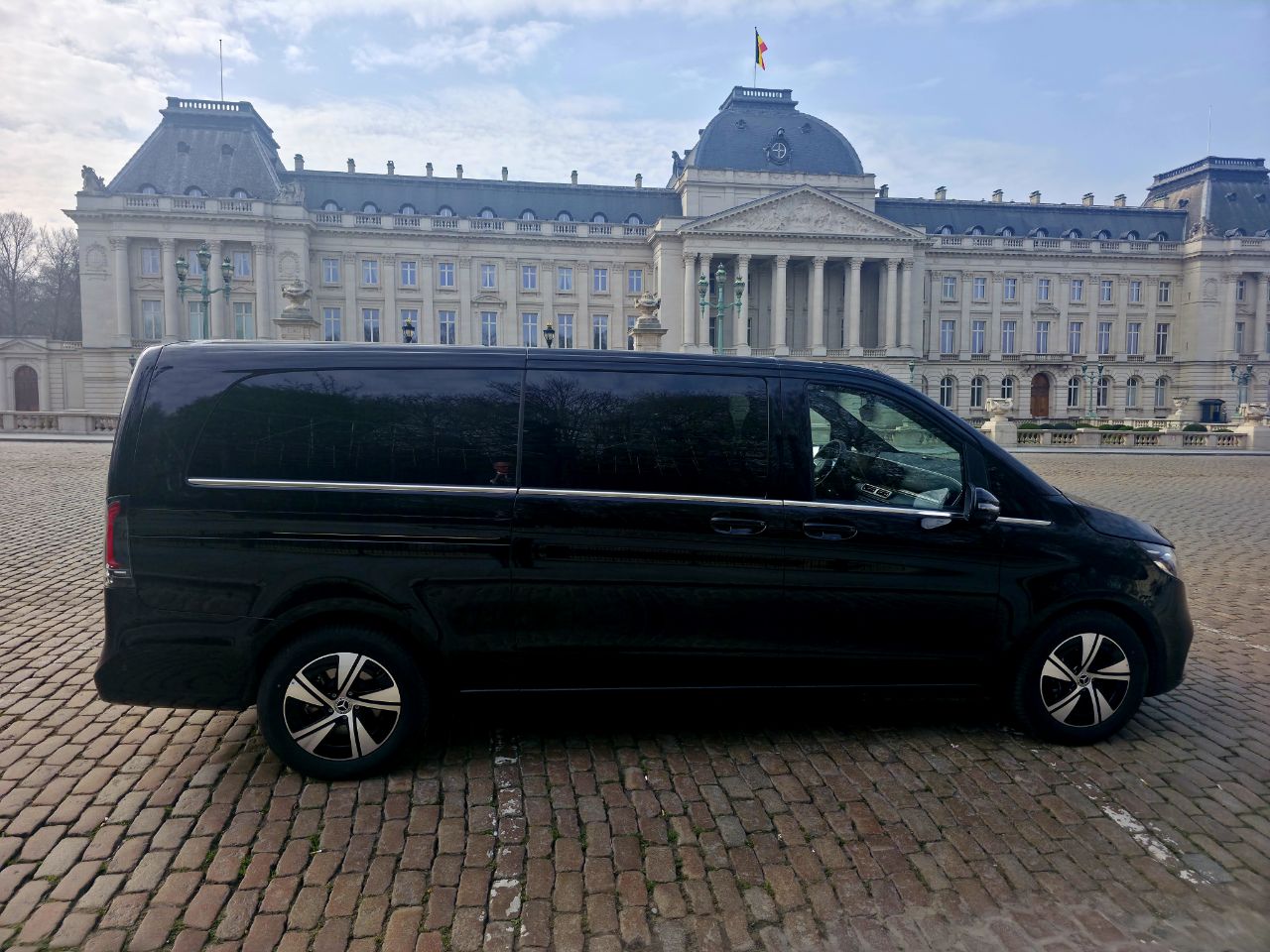 Foto van Exclusive Way in Lasne — Taxibedrijf (foto 1)