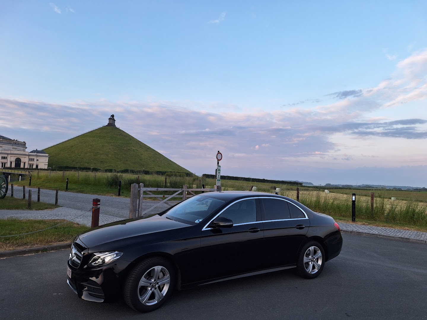 Foto van TAXIAMRODE — Taxibedrijf (foto 3)
